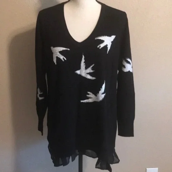 💖 Must have sweater!💖 - Picture 1 of 6